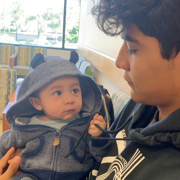 Hello Poshers! - Picture 5 of 8